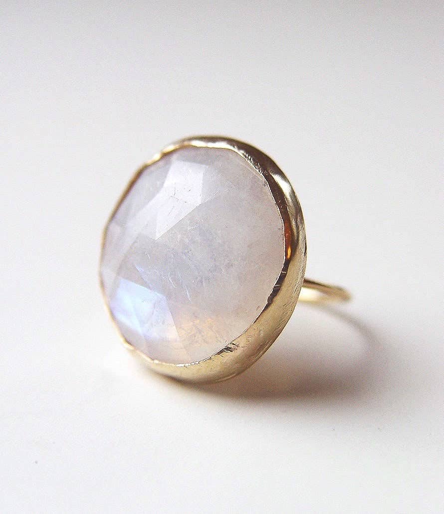 Friedasophie - Wholesale Single Stone/Solitaire Ring - Rainbow Moonstone 24k Gold Ring1
