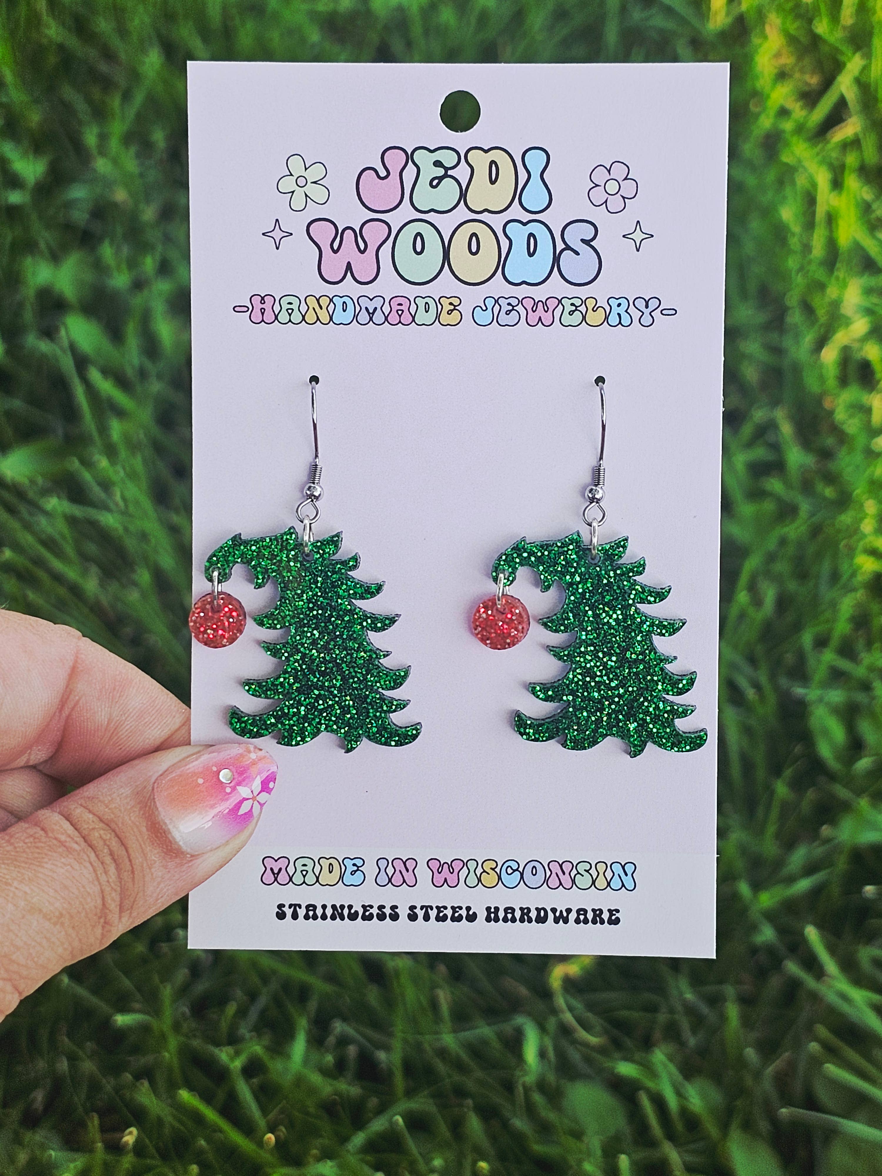 Jedi Woods LLC - Vendita all'ingrosso Orecchini pendenti - Orecchini Albero di Natale Piegato di Cindy Lou Who2