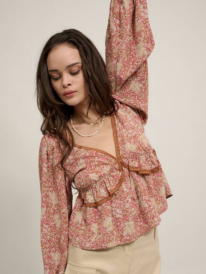 Blommig V-hals Spets Trim Låg Ryggblus för wholesale av Promesa USA