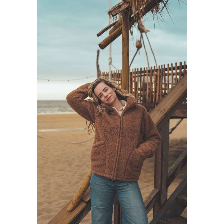 Wollen jas - Espresso - volwassenen and other Purchase Wholesale zitron wolle. Free Returns & Net 60 Terms on Faire trending on Faire.