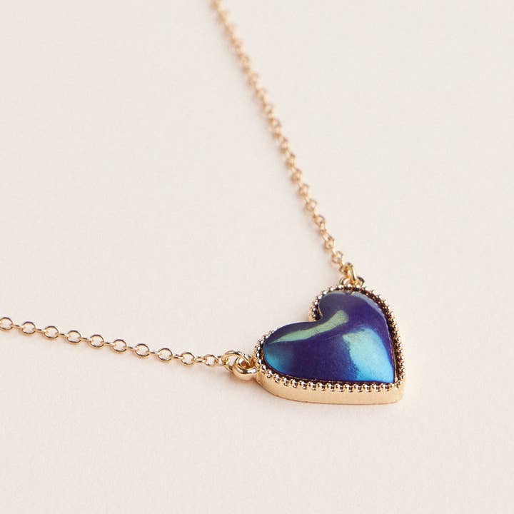 Frem - Wholesale Pendant/Charm Necklace - Heart Shaped Enamel Pendant Necklaces in Gold Chain