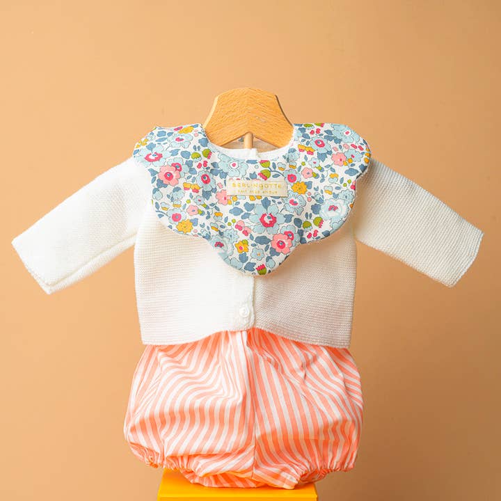 Sky blue gingham The Marguerite bib for wholesale on Faire5