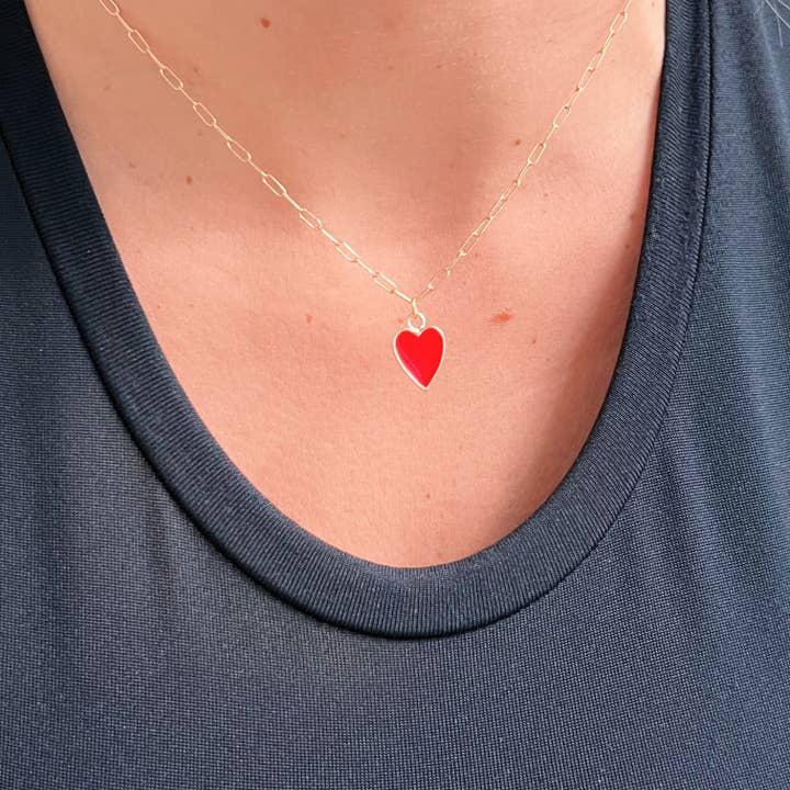 Guido con Passione e Scopo — Collana con Cuore Rosso per la vendita all'ingrosso da parte di Georgina Nicol