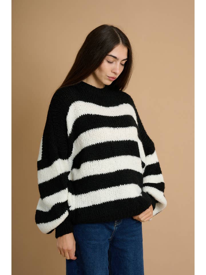 AMELÉ - Wholesale Knit Sweater - Women's - Soft striped sweater4