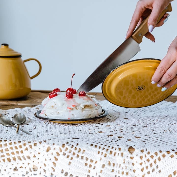 Emalco Enamelware - Wholesale Dinner Plate - 6.7" ENAMEL SIDE PLATE | PLAIN B.4