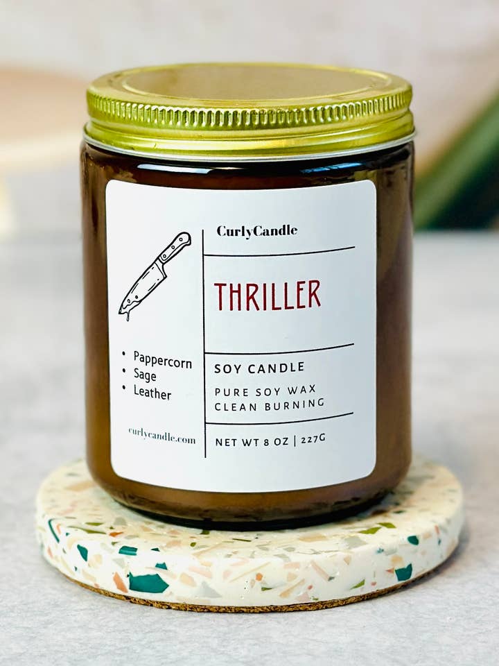 Bougie Thriller – Bougie en Soja pour les Amateurs de Mystère et de Livres pour la vente par CurlyCandle