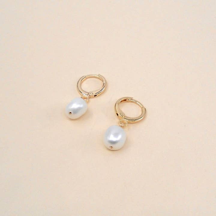 May Martin - Wholesale Hoop Earrings - Alina Pearl Hoops