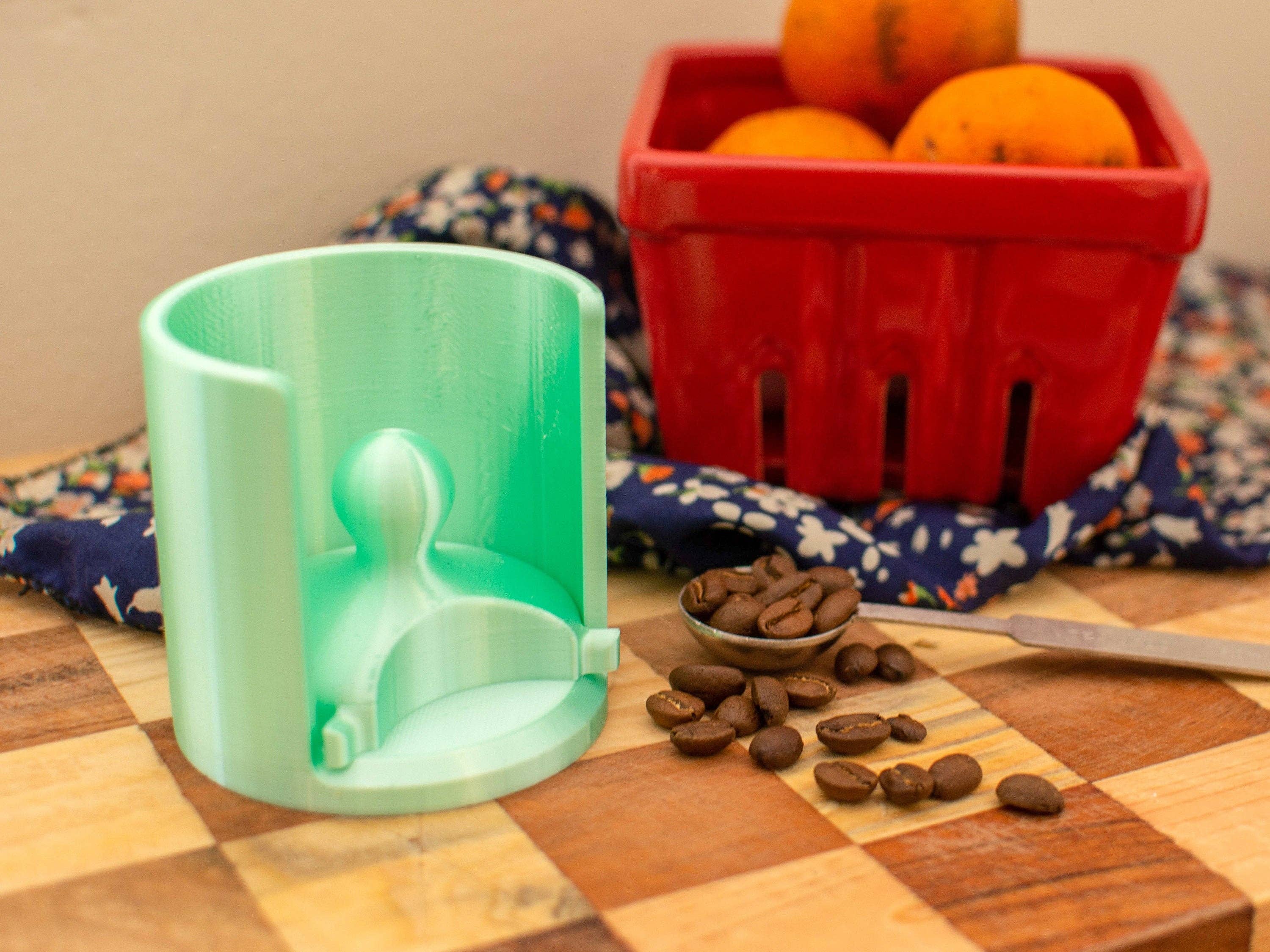 Clever Contraptions - Wholesale Kitchen Tool/Gadget - Aeropress Filter Holder | Dispenser for Aeropress Round Coffee Filters2