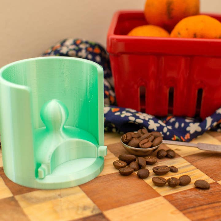 Clever Contraptions - Wholesale Kitchen Tool/Gadget - Aeropress Filter Holder | Dispenser for Aeropress Round Coffee Filters2