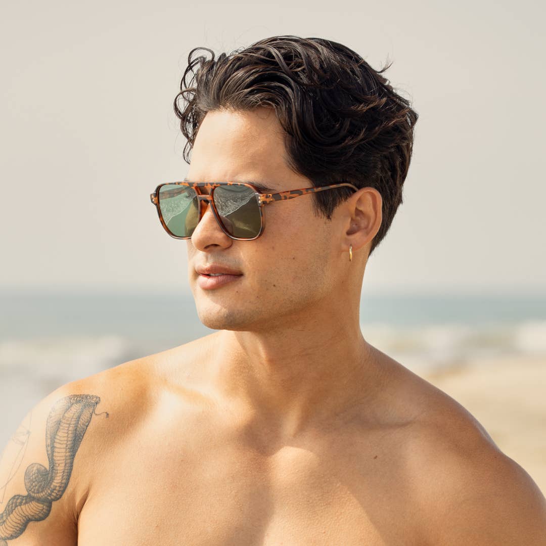 Blue Planet Eco-Eyewear - Vente Lunettes de soleil – unisexe - BP19924 - Pedro - Tortue Miel / Verres Polarisés Gris-Vert6