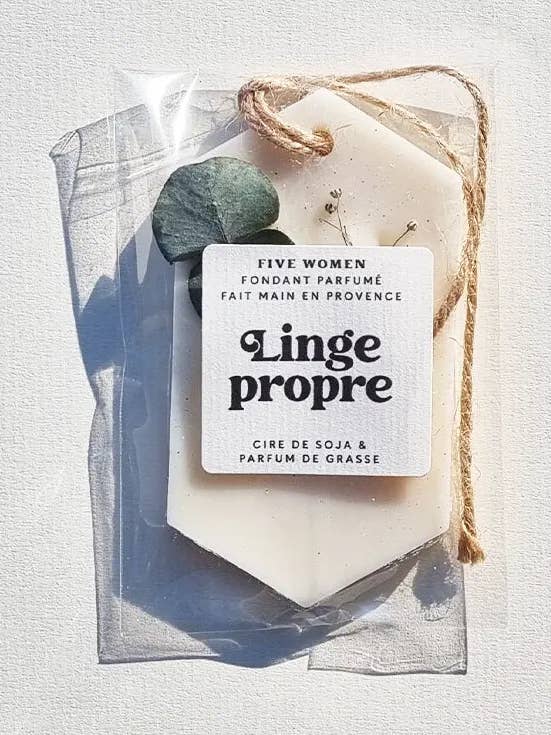 Suspension de cire parfumée - Linge propre pour la vente par Five Women