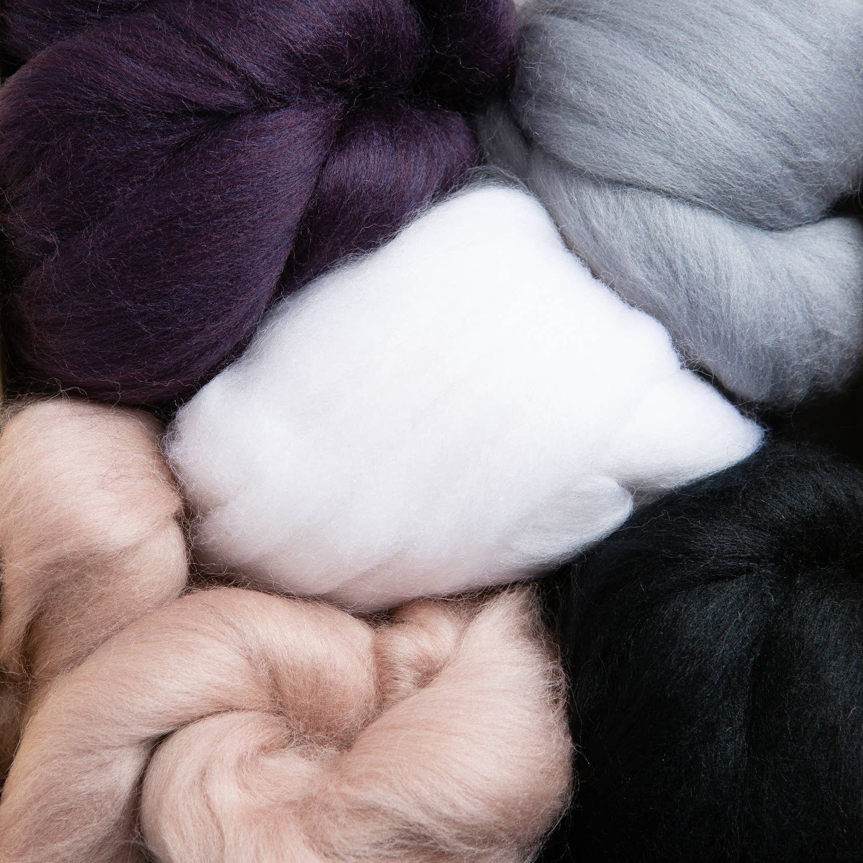 Hawthorn Handmade (US Duties Paid) – wholesale Craft supplies – Winter Wool Bundle | Felting and Fibre Crafts1