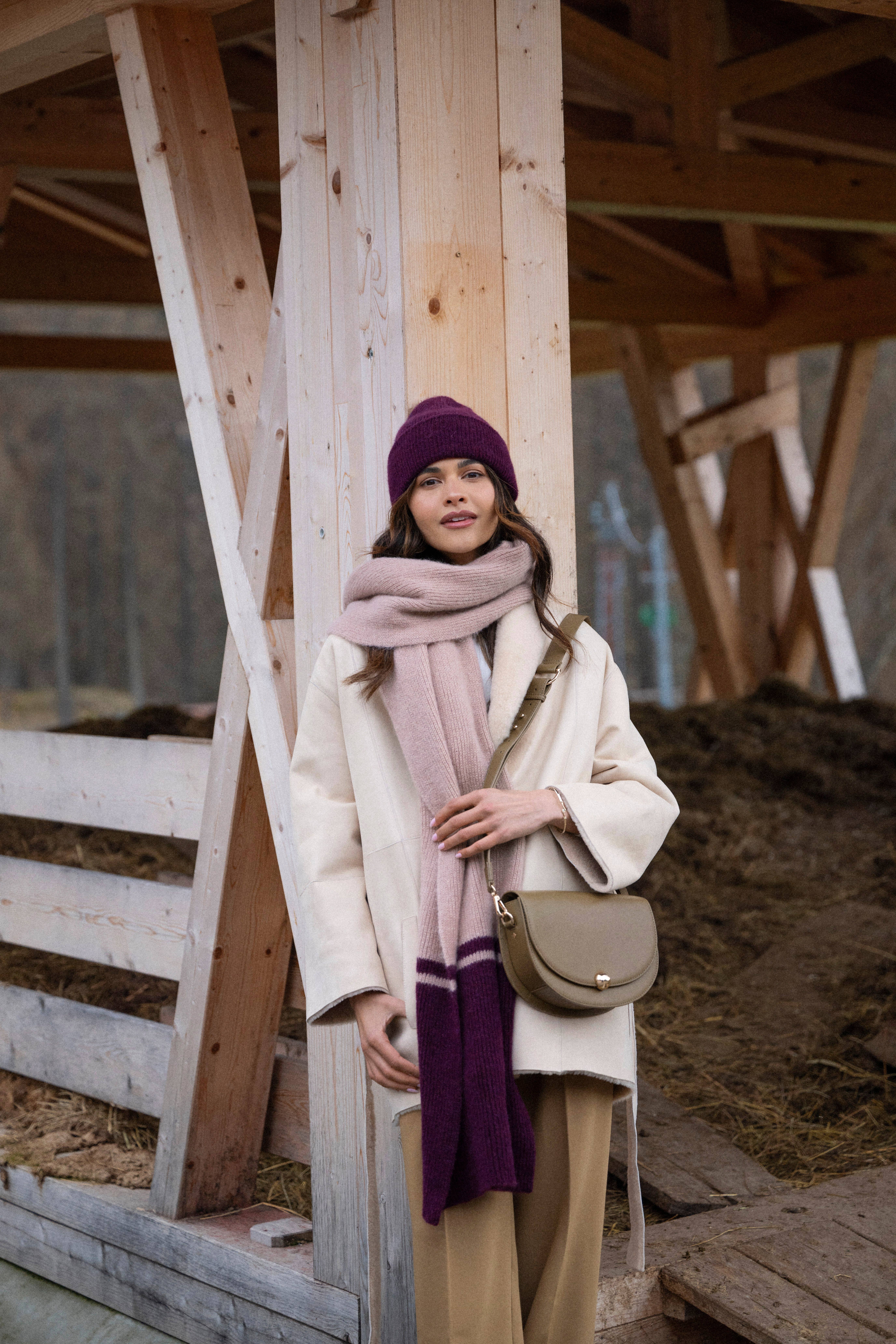 Maradji - Wholesale Scarf - Women's - MAXI SCARF ALPACA WOOL FROST MOCHA FIG