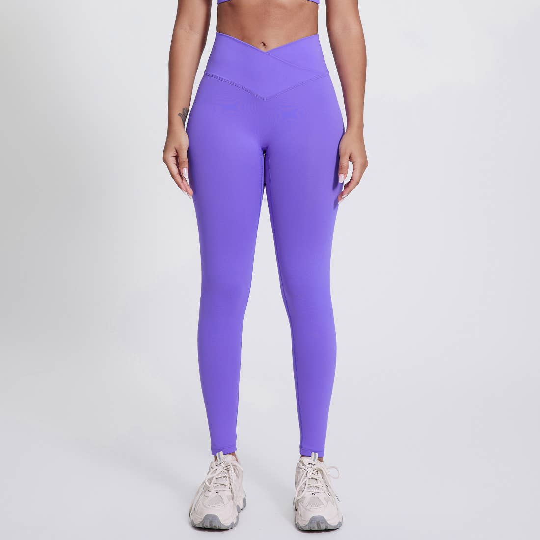 Sodalemon – Engroshandel Sports-/loungeleggings – til kvinder – Sodalemon dameleggings med krydset høj talje i ensfarvet design18