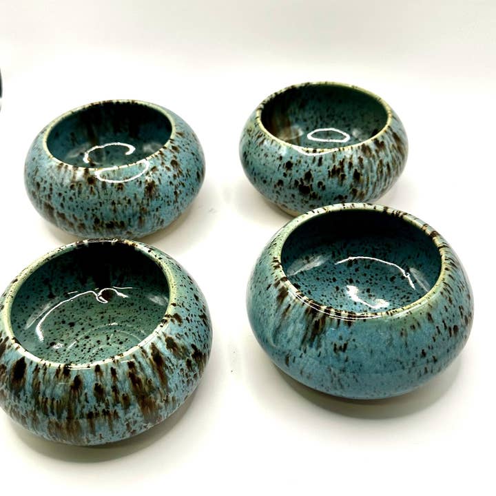 W.H.I.M. Pottery - Wholesale Decorative Plate/Dish/Bowl - Small turquoise bowls