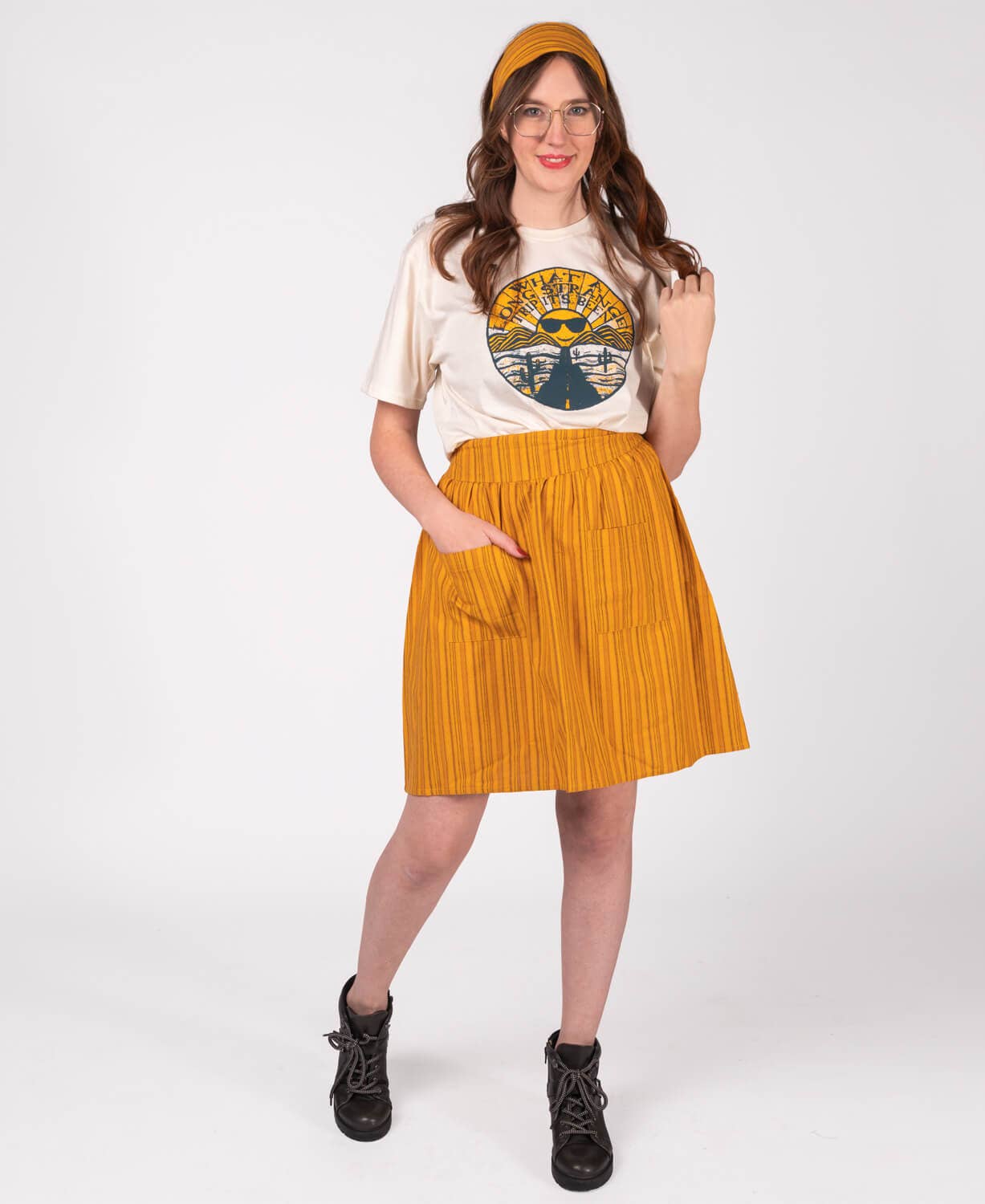 Soul Flower – Großhandel T-Shirt mit Siebdruck – Unisex – Langes, seltsames Abenteuer Bio-T-Shirt - Unisex - Hippie-Shirts1