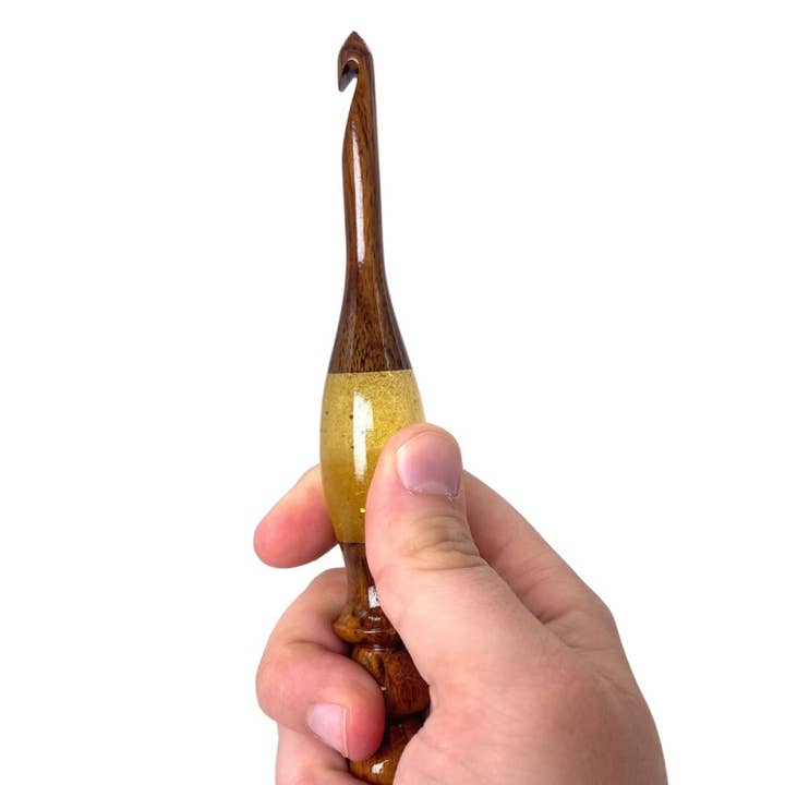 Darn Good Yarn - Wholesale Knitting/Crochet Supplies - Sparkle Rosewood Crochet Hook9