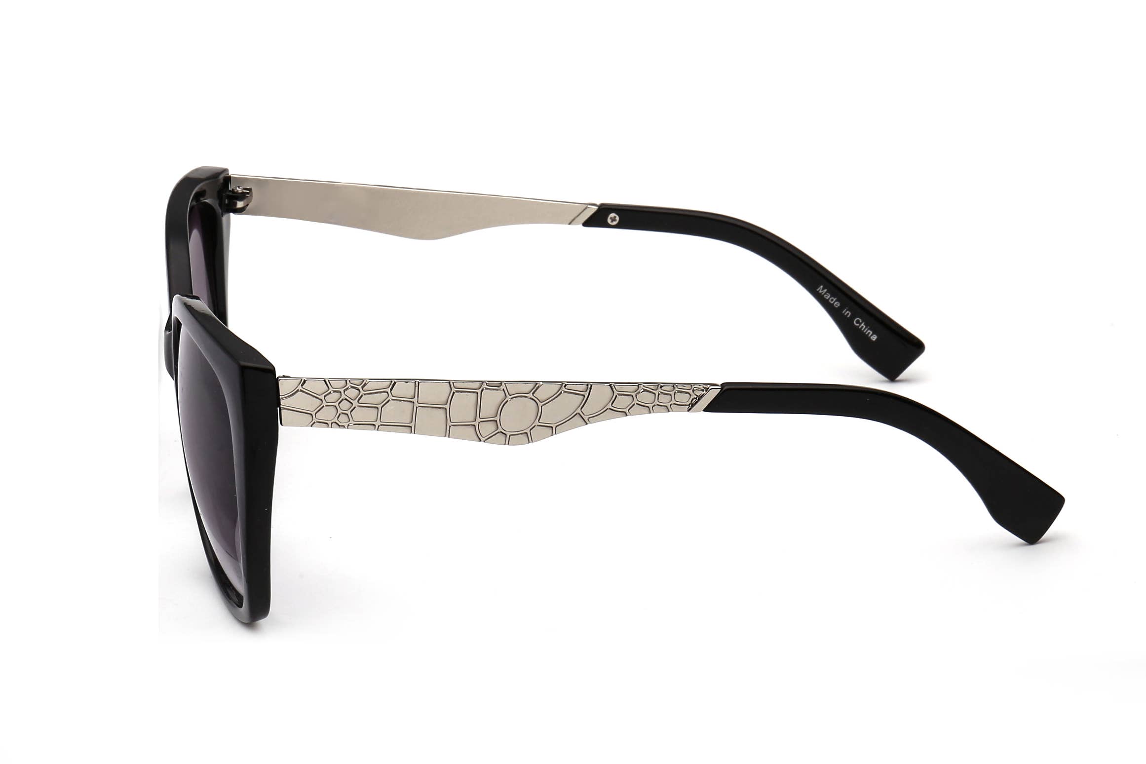 Trio Trading - Vente Lunettes de soleil – femme - Lot de 12 lunettes de soleil tendance pour femmes en forme de temple sculpté7