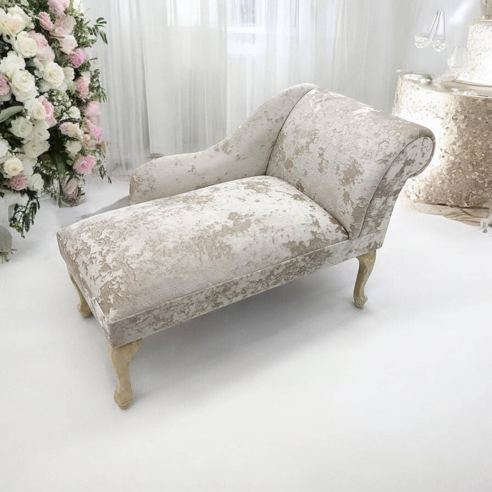 Minster Stylish Living Ltd – wholesale Chair – 120X46X57Cm Cream Mini Chaise Longue0