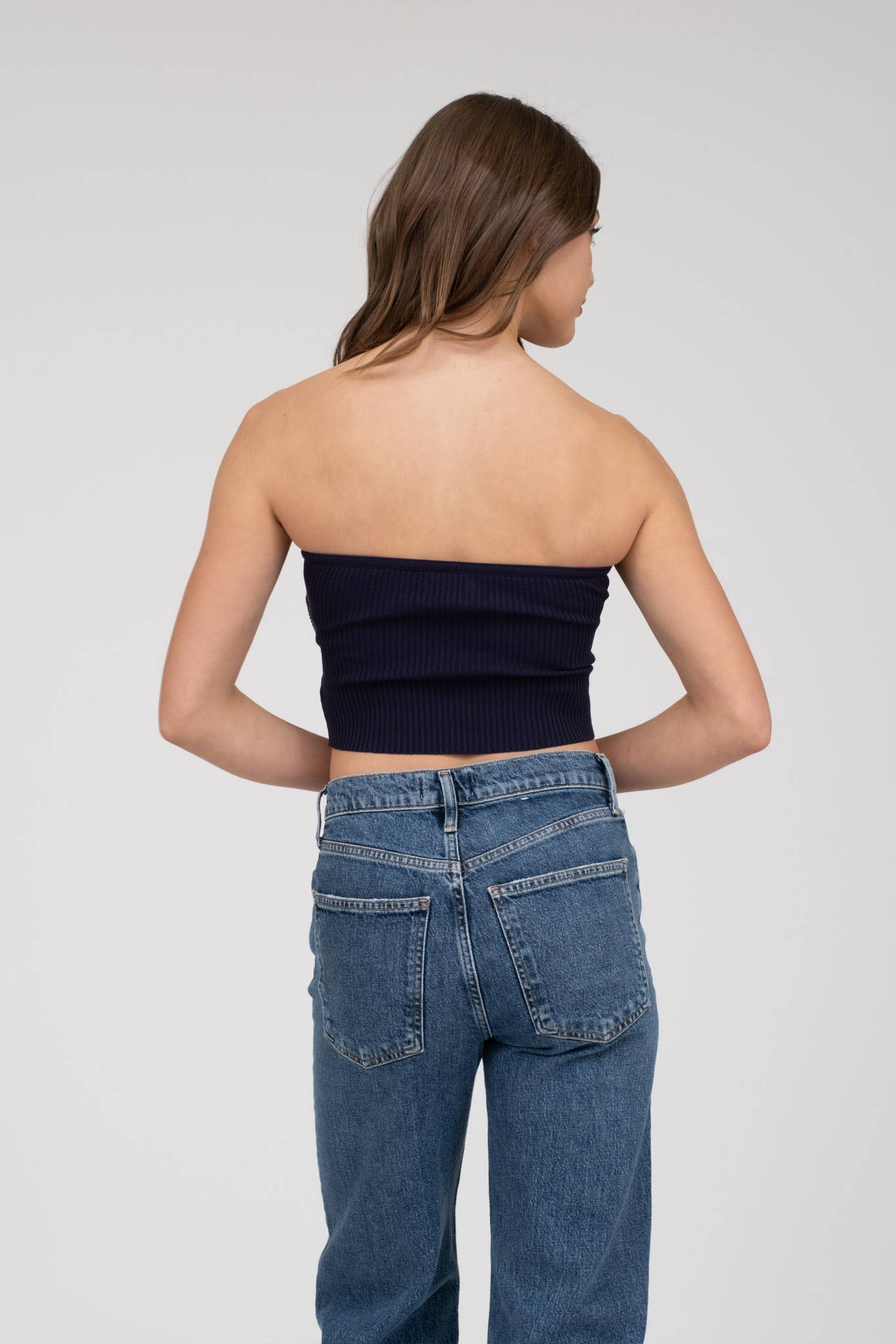 The Workshop Studio - Wholesale Knit Top - Women's - STRAPLESS TWIST FRONT KNIT CROP TOP (PRE-ORDER)44