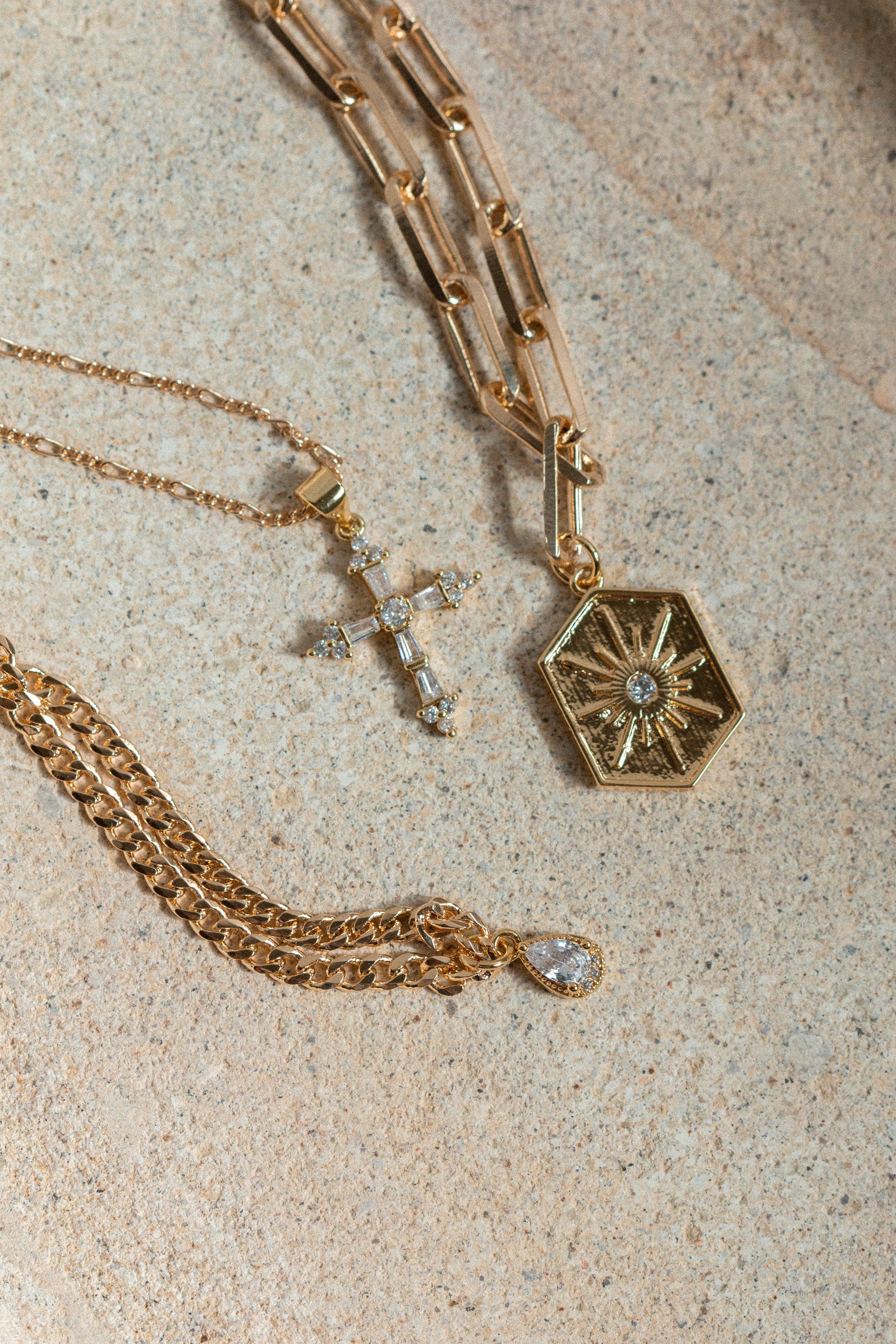 VIE EN BLEU – Engroshandel Halskæde med vedhæng – Maria halskæde6