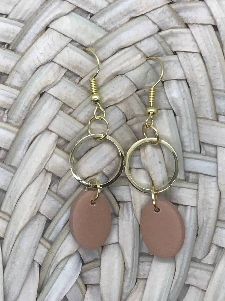 Small Circle Dangle-clay for wholesale by Looped