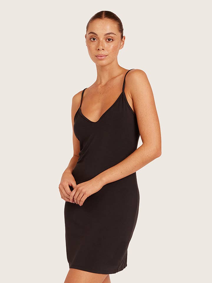 Camisón de Capa Base con Cuello en V-Negro para venta al por mayor de BOODY UK LTD