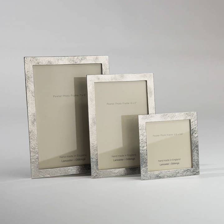 Lancaster and Gibbings - Wholesale Picture Frame - Sandstone No1 Hand Cast Pewter Photo Frame