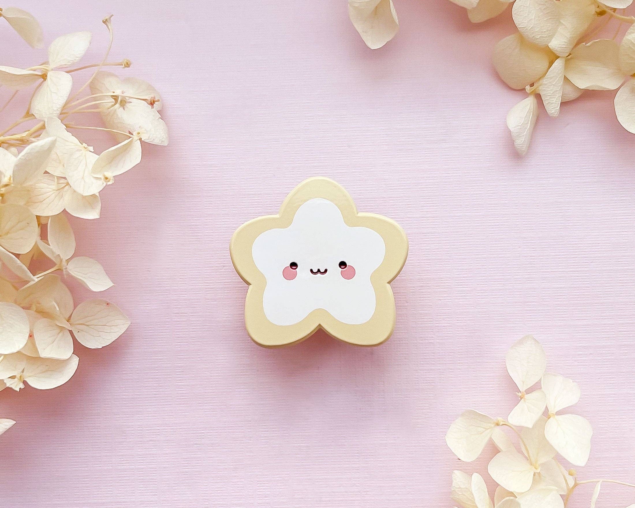 Alum and Ink - Vendita all'ingrosso Spilla da bavero - Spilla smaltata verniciata a forma di biscotto con stella satinata7