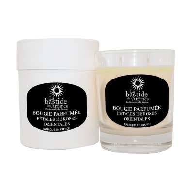 Oosterse geurkaars met rozenblaadjes +/- 60 uur voor wholesale door La Bastide des Arômes
