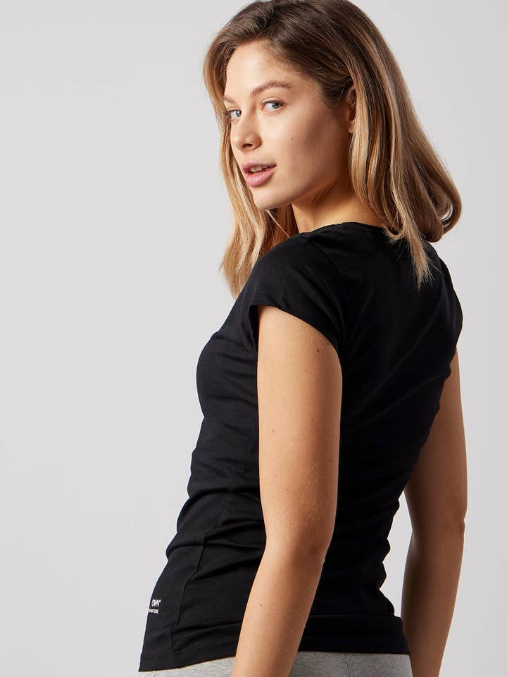 Sable V-neck t-shirt in certified organic cotton for wholesale on Faire3