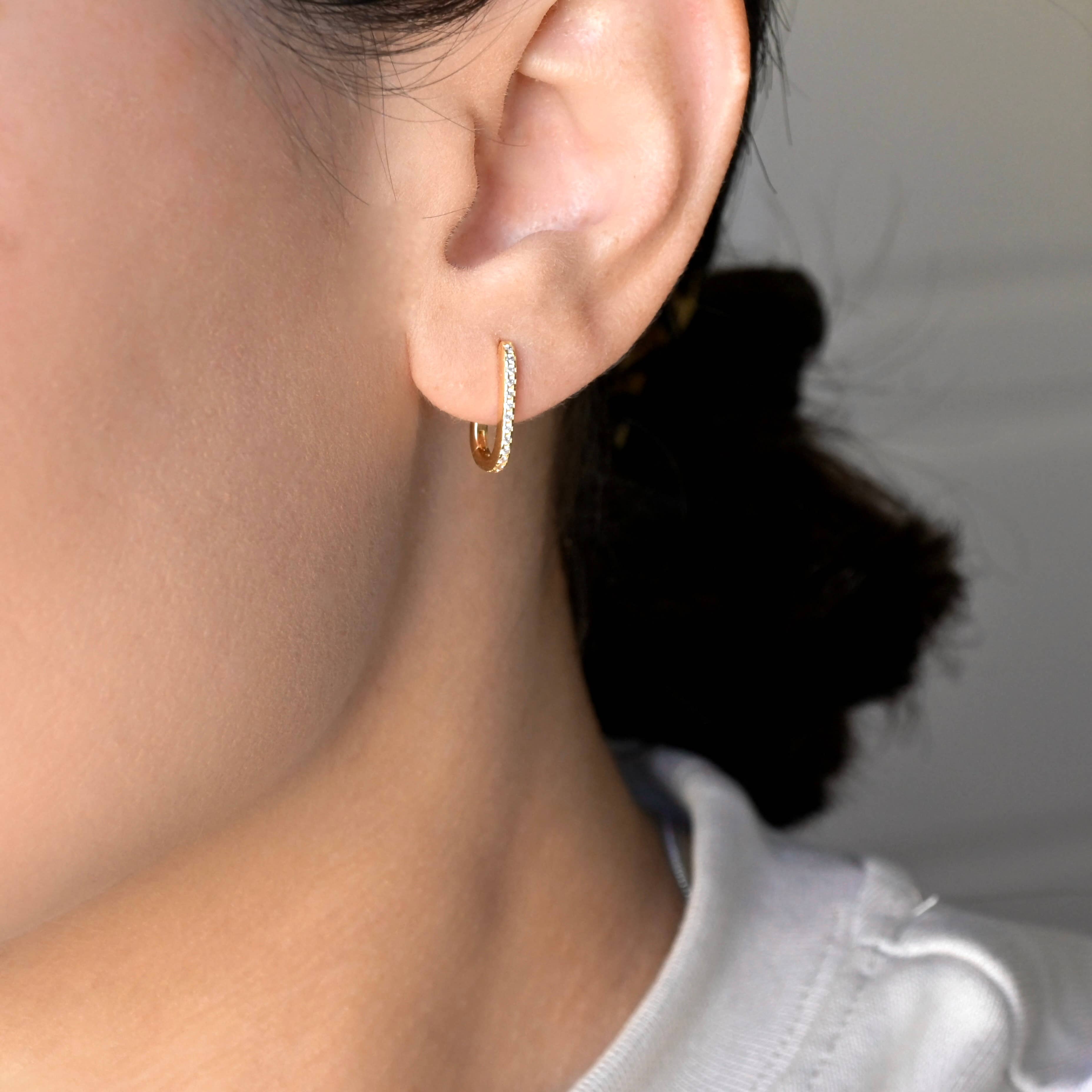 Blueyejewelry - Wholesale Hoop Earrings - Diamond U Hoops - 925 Silver Pavé Link Hoop Earrings1