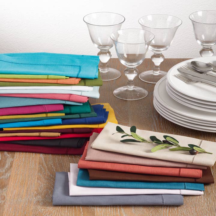Fennco Styles - Wholesale Dinner & cloth napkin - Classic Hemstitched Linen-Cotton Cloth Napkin2