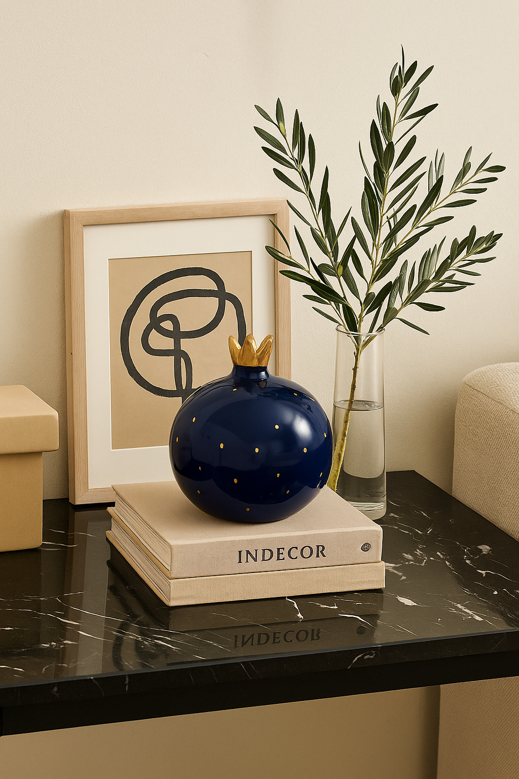 Atolia Designs - Vendita all'ingrosso Vasi - Vaso in Melograno Scintillante Blu Cobalto con Dettagli Dorati1