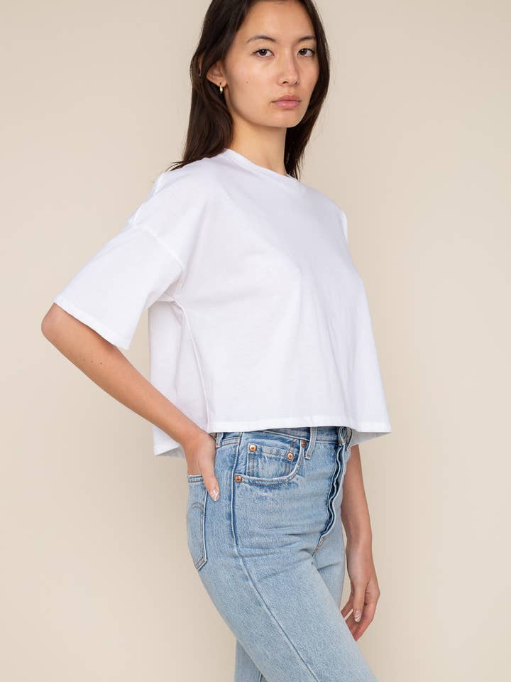 NLT - Wholesale T-shirt – women's - Ari Top - Plus Size1