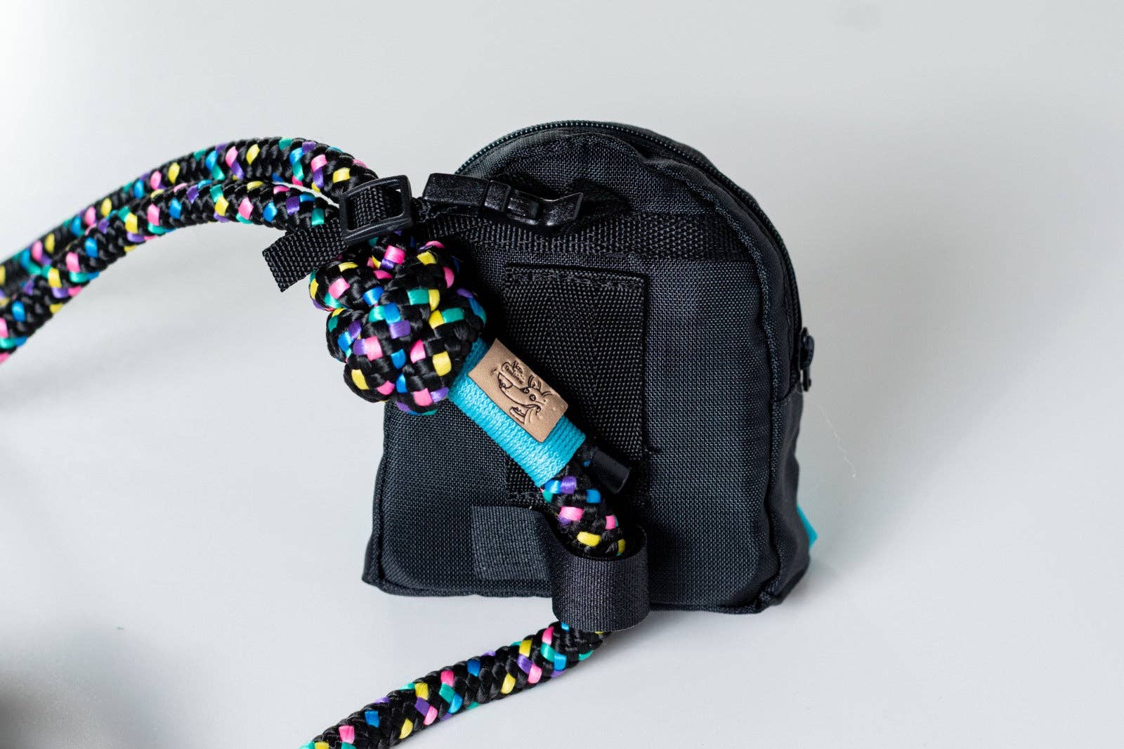 AkraCreations - Wholesale Pet Poop Bag Dispenser - Minipack – Dog Poop Bag Holder & Treat Pouch12