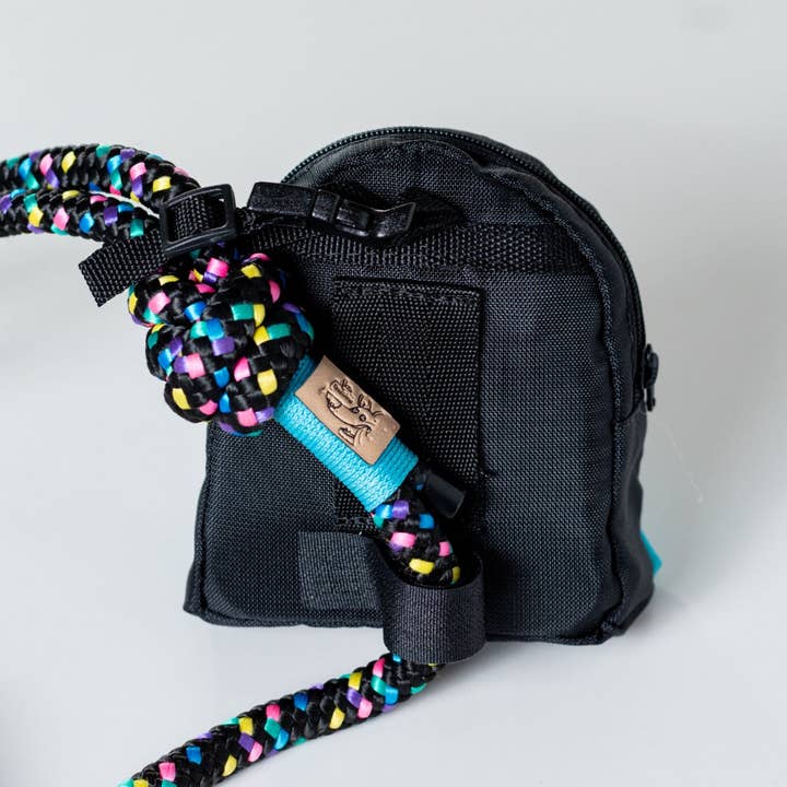 AkraCreations - Wholesale Pet Poop Bag Dispenser - Minipack – Dog Poop Bag Holder & Treat Pouch12