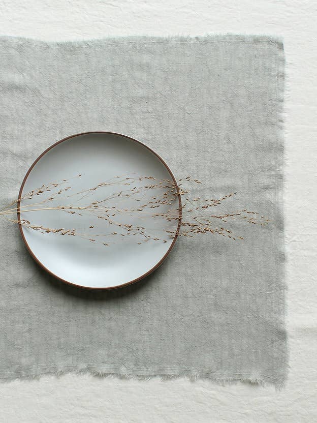 Giardino Segreto - Wholesale Dinner & Cloth Napkin - TORN Pure Linen Napkin11