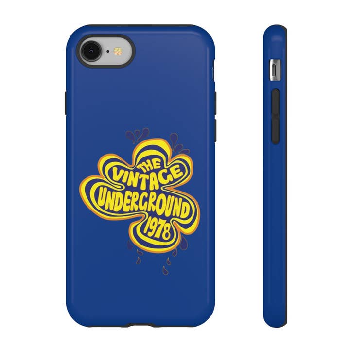 Étuis résistants The Vintage Underground en bleu marine pour la vente par Get Primped