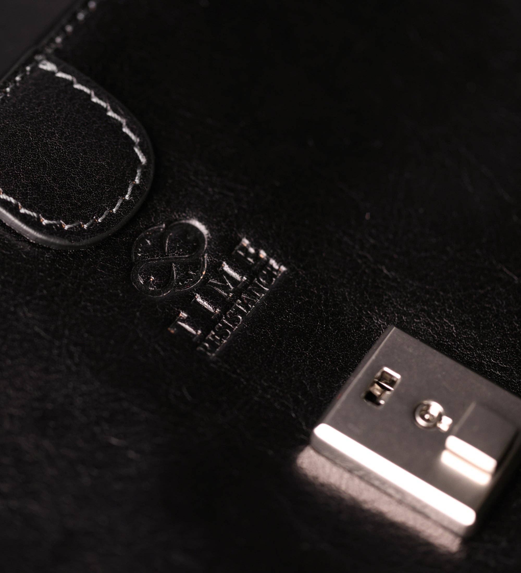 Time Resistance - Vendita all'ingrosso Valigetta - Donna - Borsa da medico in pelle piccola - David Copperfield34