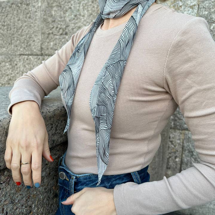 Ilke Usluca Design - Wholesale Scarf - Women's - Illusion Scarf3