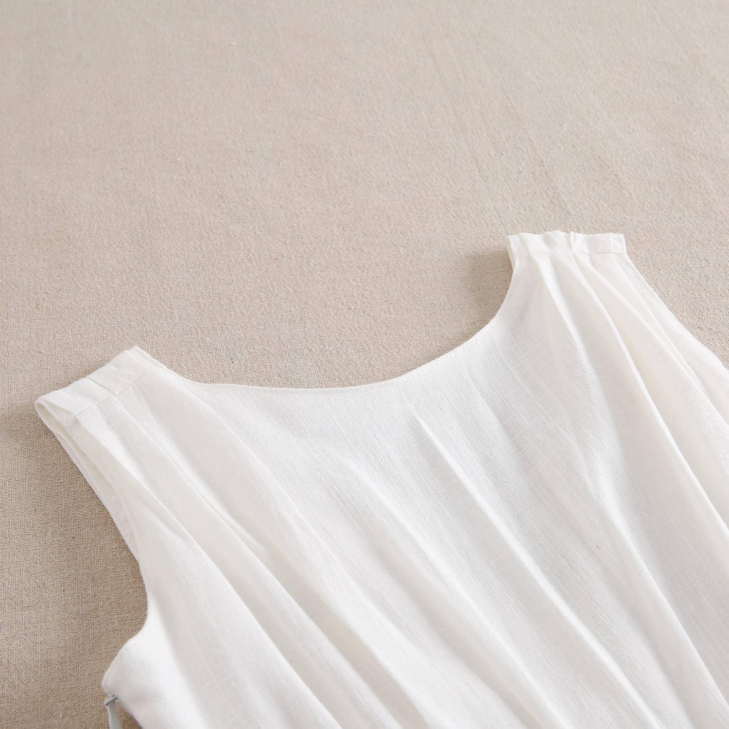 Dadati - Wholesale Jumpsuit - Baby - Girl's jumpsuit in off-white linen3