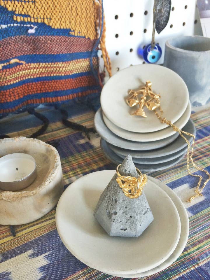 Minimalist Natural Concrete Catchall Ring Dish for wholesale by Made By Rheal