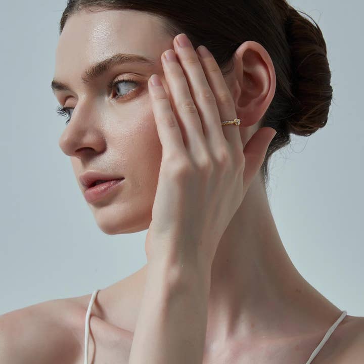 Perimade & Co. LLC - Wholesale Band/gestapelde ring - Twee-Tonige Gedraaide Touwknoop Band Ring in 925 Sterling Zilver3