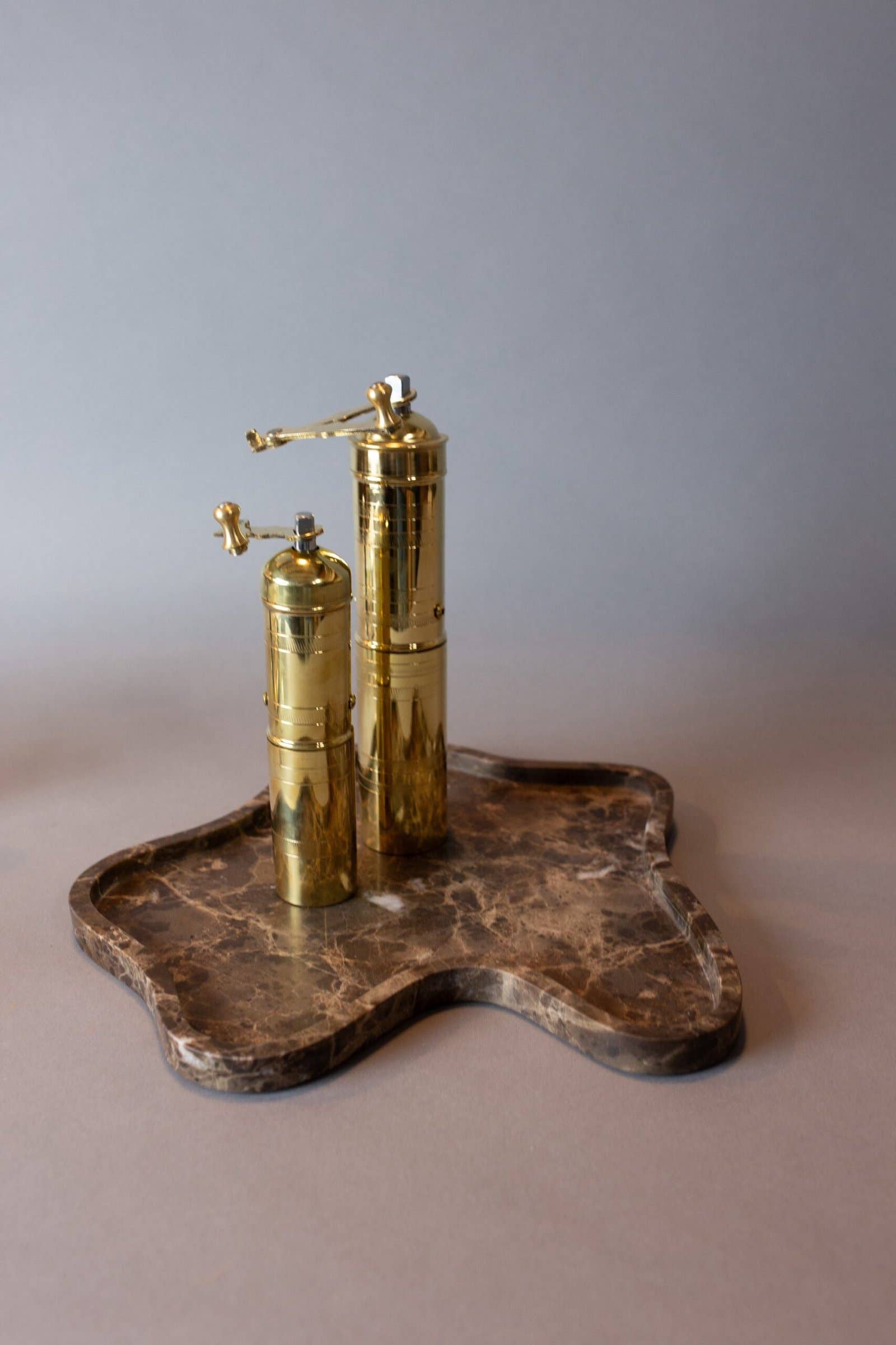 Curated Studio - Wholesale Pepper mill - 9” Brass Pepper Grinder