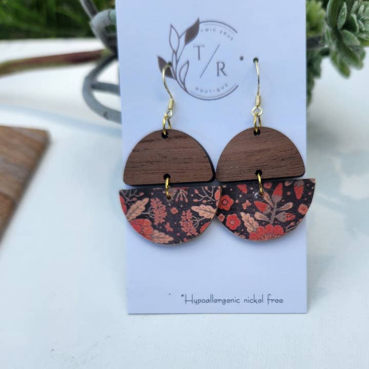 Twig & Rue boutique - Wholesale Dangle Earrings - Ellis| Genuine leather and wood dangles1
