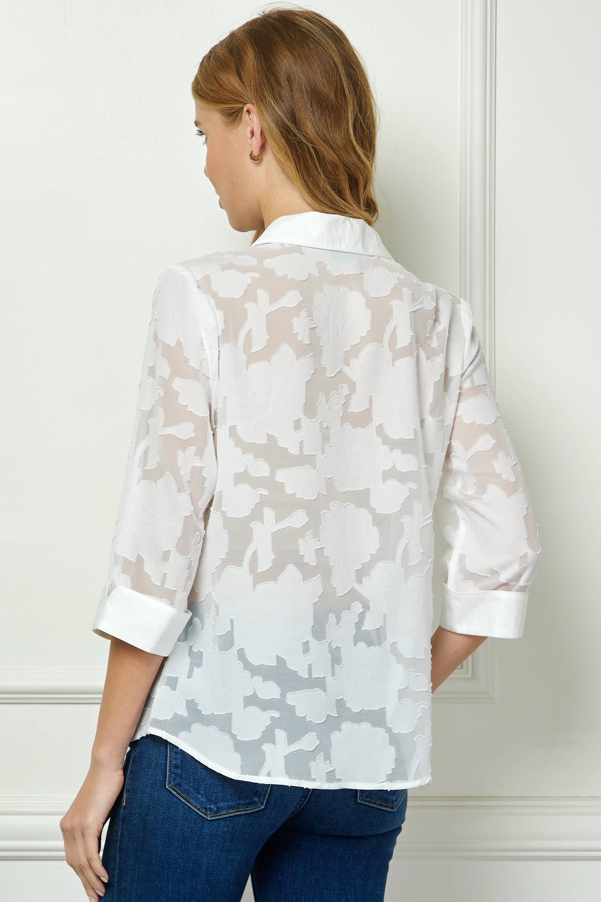 Winslow Collection - Vente Chemise à col boutonné – femme - CHEMISE À MANCHES LONGUES TEXTURÉE FLORALE TRANSPARENTE G2214B1C9419