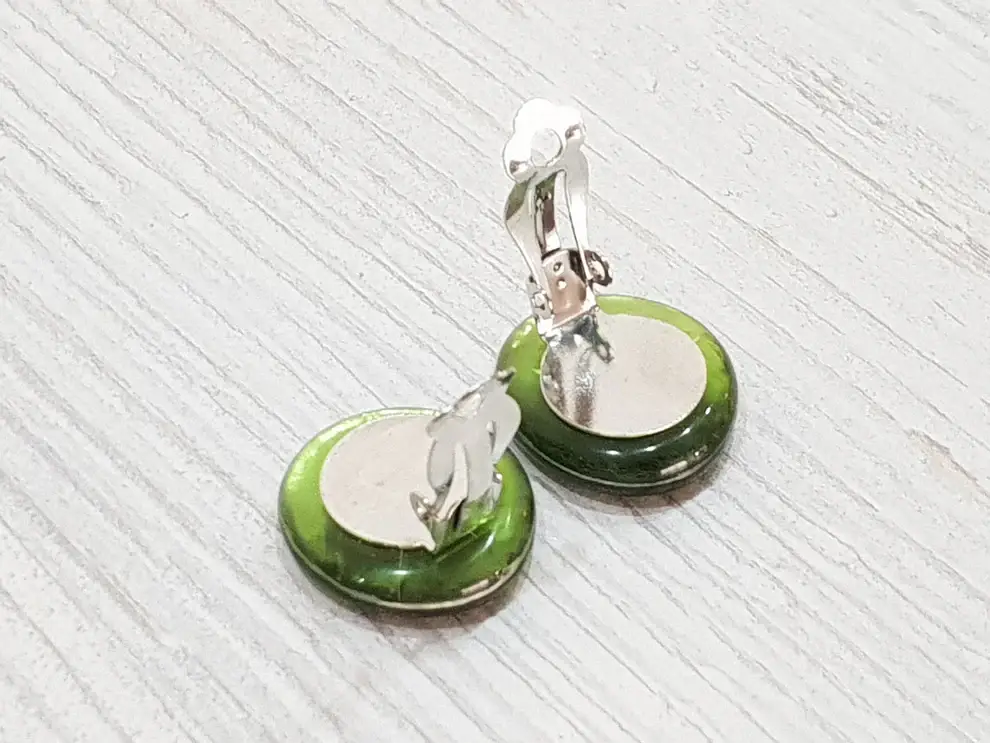 Gloria-Maris - Wholesale Stud/Post Earrings - Capiz shell earclip 25mm/CE-00101