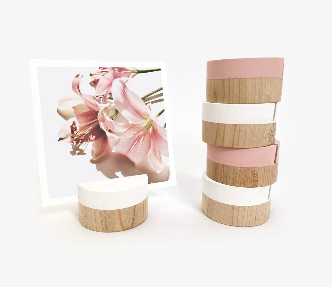 Wooden Objects Co – wholesale Skyltstativ/-ram – Rodnad rosa doppad rund hållare2