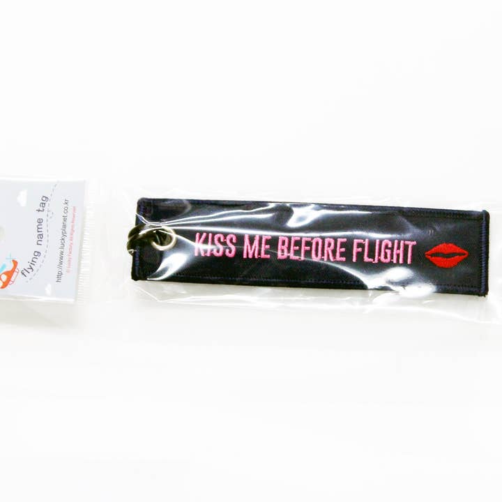 K_Wonderland - Wholesale Luggage Tag - Embroidered Luggage Name Tags - Kiss Me Before Flight
